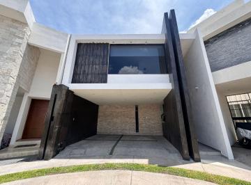 Casa de 3 habitaciones, San Luis Potosí · Casa en Venta en San Ángel II con Roof Garden.