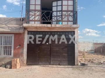 Casa · 161m² · 3 Recámaras · 1 Estacionamiento · Casa en Venta Construcción Dos Plantas Colonia San Carlos - (4)