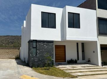 Casa en condominio de 4 habitaciones, Zapopan · Casa en Venta en Coto Foret