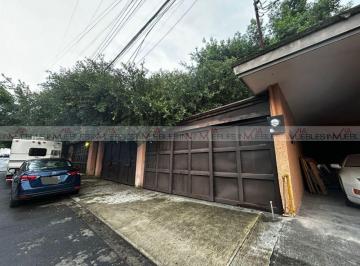 Terreno / Lote · 107m² · 1 Recámara · 2 Estacionamientos · Terreno / Lote en Venta en Villa Montaña