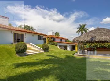 Casa · 570m² · Casa en Venta en Club de Golf Santa Fe