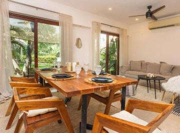 Casa · 180m² · 3 Recámaras · 2 Estacionamientos · Casa en Puerto Aventuras