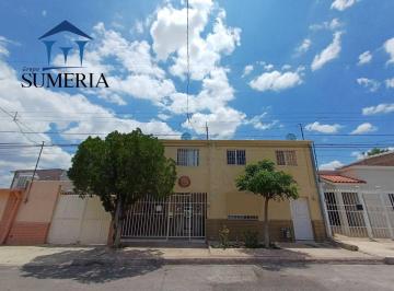 ac6413aed511b7203ebe1cbd546535a73eae5ae06f9da26d2eb896a2e4407c60 · Increíble Casa con 3 Departamentos en Col. Campesina