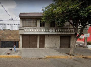 Casa de 4 habitaciones, Venustiano Carranza · Casa en Venta Cerca del Metro Puebla, Excelente Oportunidad!