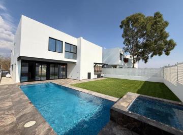 Casa de 4 habitaciones, Atlatlahucan · Casa en Venta en Fraccionamiento Lomas de Cocoyoc Morelos