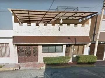 Casa de 3 habitaciones, Gustavo A. Madero · Casa en San Juan de Aragon en Recuperacion Bancaria