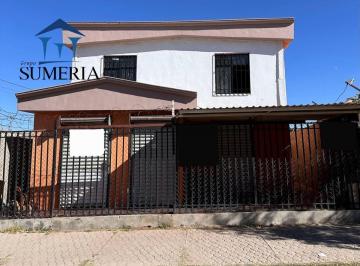 Casa de 4 habitaciones, Chihuahua · Casa en Venta con Dos Locales Comerciales