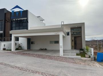 717aba9ff916679f71639120c858d8d3a80efe3ec83516d3a594b06248b9213e · Hermosa Casa en Altozano