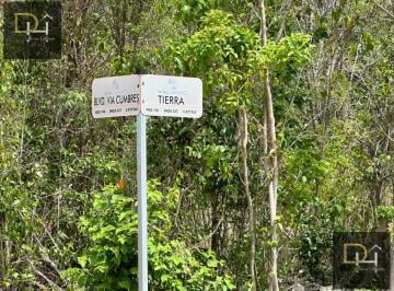 Terreno / Lote · 220m² · ¡Terrenos en Venta en Vía Cumbres!