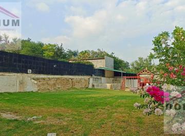 Quinta · 2800m² · 3 Recámaras · 10 Estacionamientos · Quinta en Venta 2,800 m² en García, N. L.