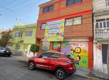 Casa uso de suelo de 7 habitaciones, Nezahualcóyotl · Venta Casa con Uso de Suelo Para Escuela en Nezahualcoyotl