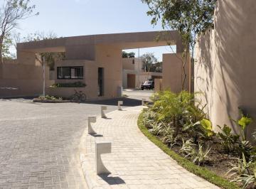 Terreno / Lote · 225m² · Terreno Residencial en Venta en Cholul, Mérida, Yucatán