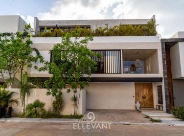 Casa de 4 habitaciones, Benito Juárez · Casa Amueblada en Venta en Residencial Arbolada