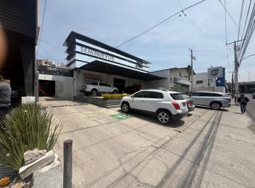 Oficina · Oficinas y Bodega Para Concecionaria de Coches