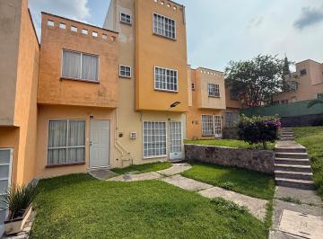Casa en condominio de 3 habitaciones, Temixco · Casa con Alberca Al Sur de Cuernavava