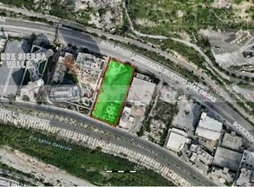 Terreno comercial · 50m² · 1 Estacionamiento · Terreno Comercial en Renta en Santa María