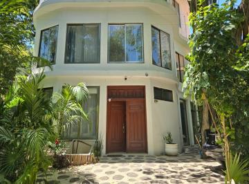 Casa · 271m² · 7 Recámaras · 1 Estacionamiento · Casa en Venta – Playacar Fase 1, Playa del Carmen