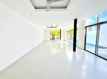 Casa de 4 habitaciones, Benito Juárez · Se Renta Hermosa y Amplia Casa en Residencial Villa Magna Cancun