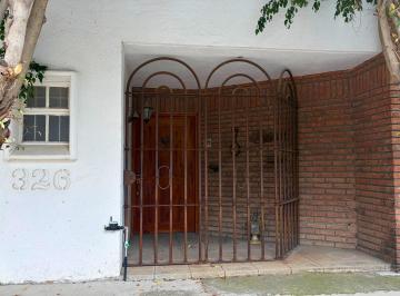 Casa · 450m² · 3 Recámaras · 4 Estacionamientos · Casa en Venta en Villas del Campestre, León, Guanajuato
