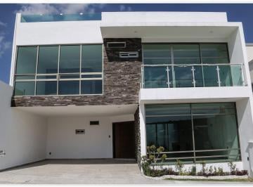 Casa de 4 habitaciones, Mineral de la Reforma · Casa en Venta Pachuca. Residencial de 4 Habitaciones en 350 m² de Construcción
