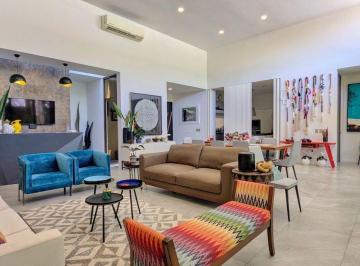 9c764d59e11a4ac5183d2736ffaec316ee0c6aab3bba35b722ac5385552d9246 · Casa de Una Sola Planta en Venta Dentro del Club de Golf La Ceiba