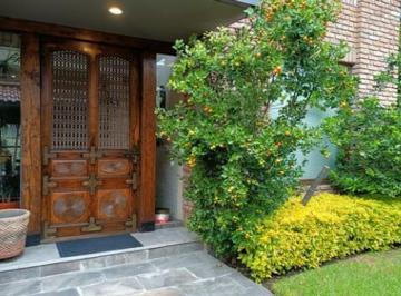 Casa de 3 habitaciones, Miguel Hidalgo · Residencia Lomas Virreyes Zona Explanada, Uso de Suelo, Precio Negociable