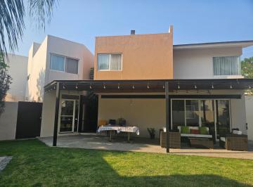 Casa de 3 habitaciones, Querétaro · San Francisco Juriquilla, Buena Ubicacion y Precio