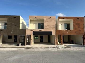 Casa · 221m² · 3 Recámaras · 1 Estacionamiento · Casa en Venta Calle Colombia Fracc. Moderno