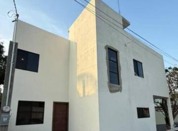 Casa · 205m² · 3 Recámaras · 2 Estacionamientos · Casa en Venta Colonia Hipódromo Ciudad Madero