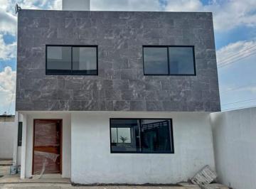 Casa · 188m² · 3 Recámaras · 2 Estacionamientos · Casa en Venta, Residencial Olivos, San Mateo Atenco