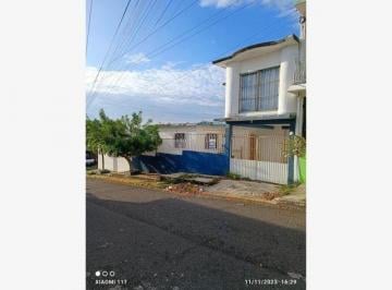 Casa · 233m² · 3 Recámaras · 1 Estacionamiento · Casa en Venta en Fracc 8 de Marzo, Boca del Rio