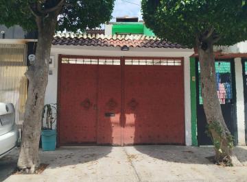 Casa en condominio · 200m² · 3 Recámaras · 1 Estacionamiento · Casa en Venta en Bosques de Aragon - (4)