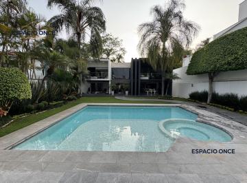 Casa · 600m² · 4 Recámaras · 3 Estacionamientos · Casa en Vista Hermosa