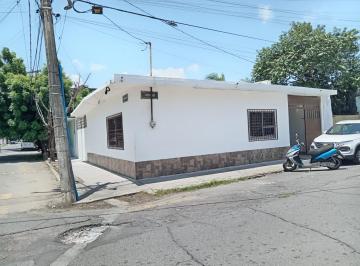 Casa de 1 habitación, Veracruz · Casa en Esquina de un Nivel en Venta en Unidad Veracruzana. Veracruz, Ver