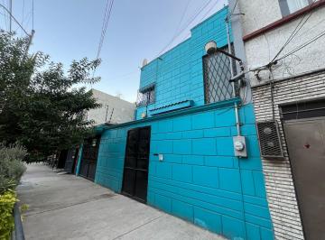 Terreno / Lote de 4 habitaciones, Benito Juárez · Venta de Espectacular Casa con Uso Comercial/habitacional