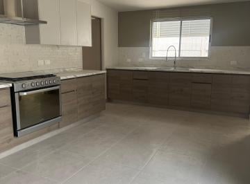 Casa de 3 habitaciones, San Pedro Garza García · Renta de Casa de un Solo Piso en San Pedro