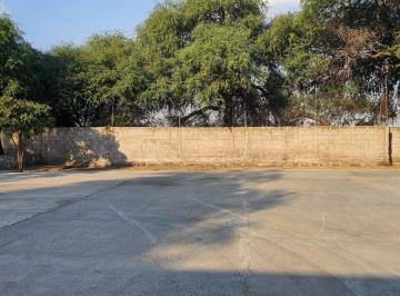 Terreno / Lote · 4000m² · 2 Recámaras · 10 Estacionamientos · Renta Terreno en Queretaro Bardeado con Casa y Bodega