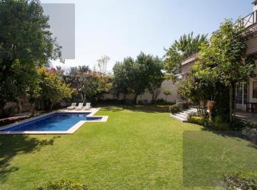 Casa en condominio · 1994m² · 6 Recámaras · 6 Estacionamientos · Casa en Condominio en Mansión en Venta en La Hacienda