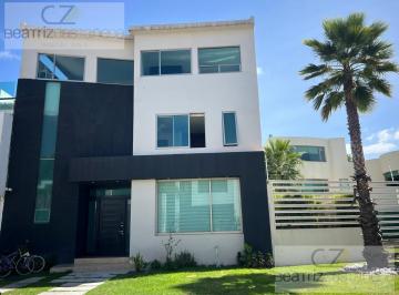 Casa · 300m² · Casa Usada en Venta en Ex Hacienda de La Luz, Pachuca, Hgo.