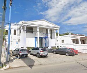 Local comercial · 800m² · 20 Estacionamientos · Oficinas con Amplio Estacionamiento