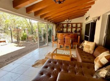 Casa en condominio de 3 habitaciones, Tlajomulco de Zúñiga · Agradable Casa en Venta en Bugambilias 2a Sección