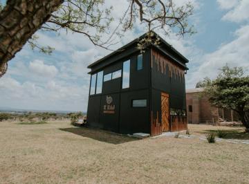 Casa de 1 habitación, San Miguel de Allende · Casa Cuarzo: Diseño de Lujo con Alberca y Roof Garden en San Miguel de Allende