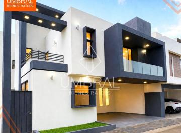 Casa de 4 habitaciones, Xalapa · Casa con 4 Recámaras en Venta, Paseo de La Reina, Xalapa