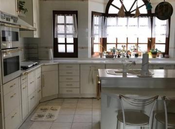 Casa de 3 habitaciones, Miguel Hidalgo · Casa en Venta en Bosques de Las Lomas
