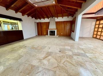 Casa · 345m² · 3 Recámaras · 2 Estacionamientos - Coldwell Banker Magno 1 · Vendo Casa en La Herradura - 1a Sección Bosques de La Herradura