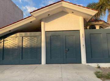 Casa de 3 habitaciones, León · Casa en Venta en Cañada del Refugio