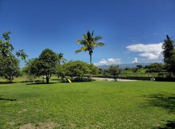 Casa · 341m² · 4 Recámaras · 3 Estacionamientos · Casa en Privada en Lomas de Cocoyoc Atlatlahucan - Ari - 1011 - Cp