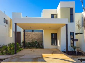 Casa en condominio de 3 habitaciones, Conkal · Casa en Venta en Privada Mod. Cinna