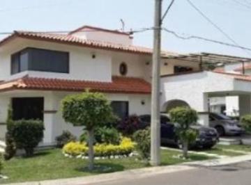 Casa de 4 habitaciones, Atlatlahucan · ¡Excelente Oportunidad! Lomas de Cocoyoc, Atlatlahucan, Morelos