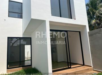 Casa · 81m² · 2 Recámaras · 2 Estacionamientos · Casa en Venta Cerca de Soriana, Tuxpan, Ver.